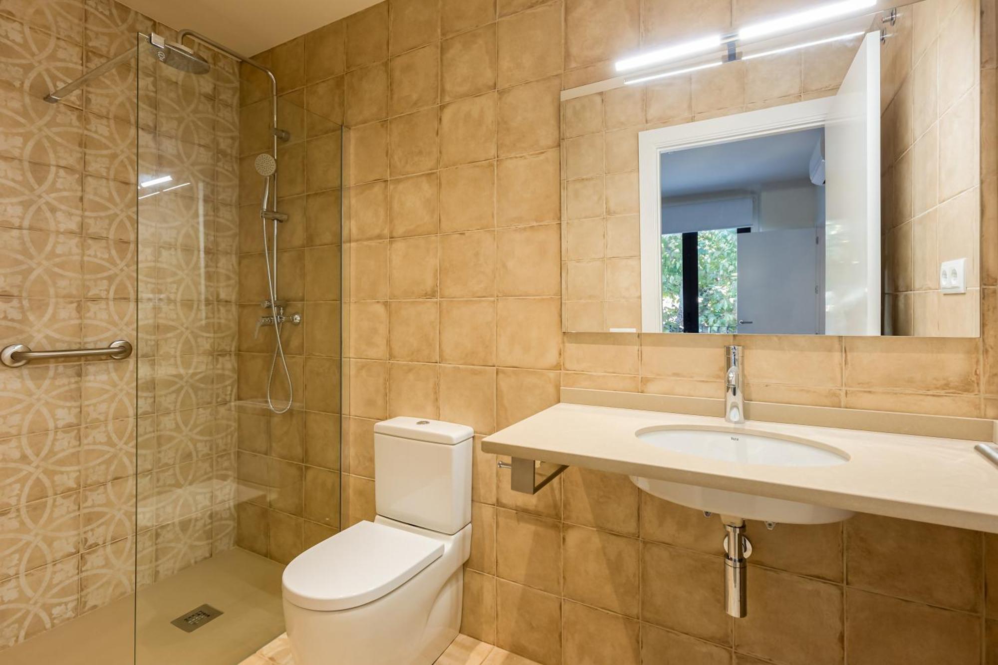 Can Cintet 1 Apartamento En La Plaza De Besalu Exterior photo