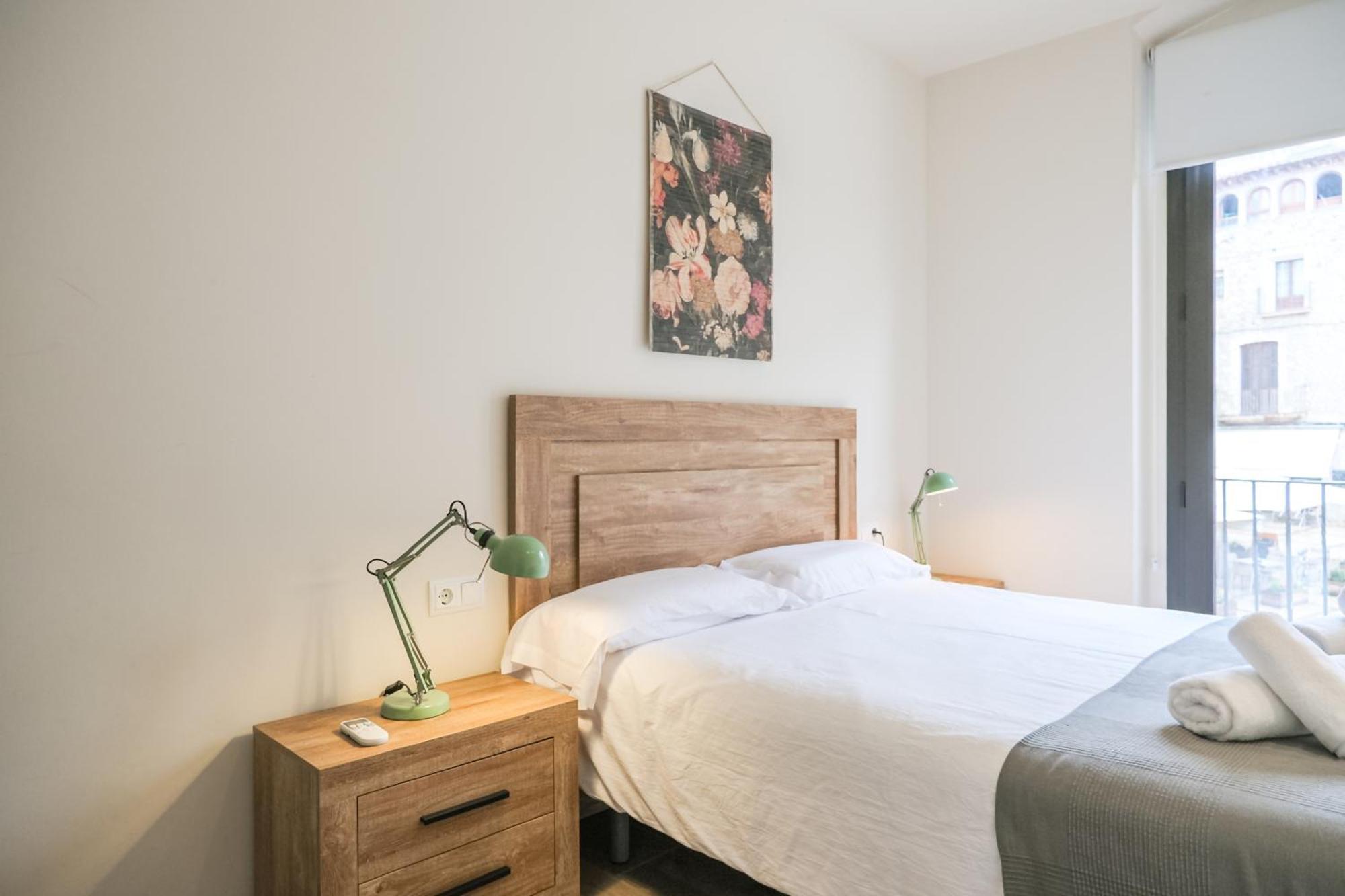 Can Cintet 1 Apartamento En La Plaza De Besalu Exterior photo